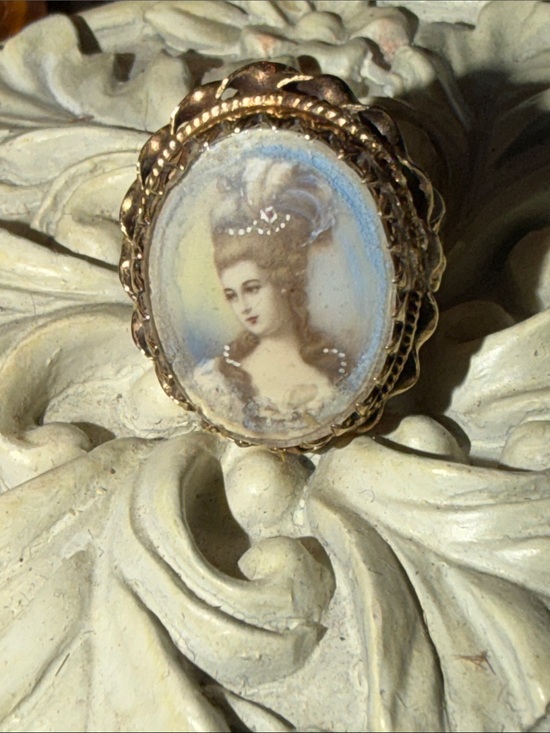 Antique Jewelry - Portrait miniature cameo painted on ivory ornate 14k gold size 7 ring